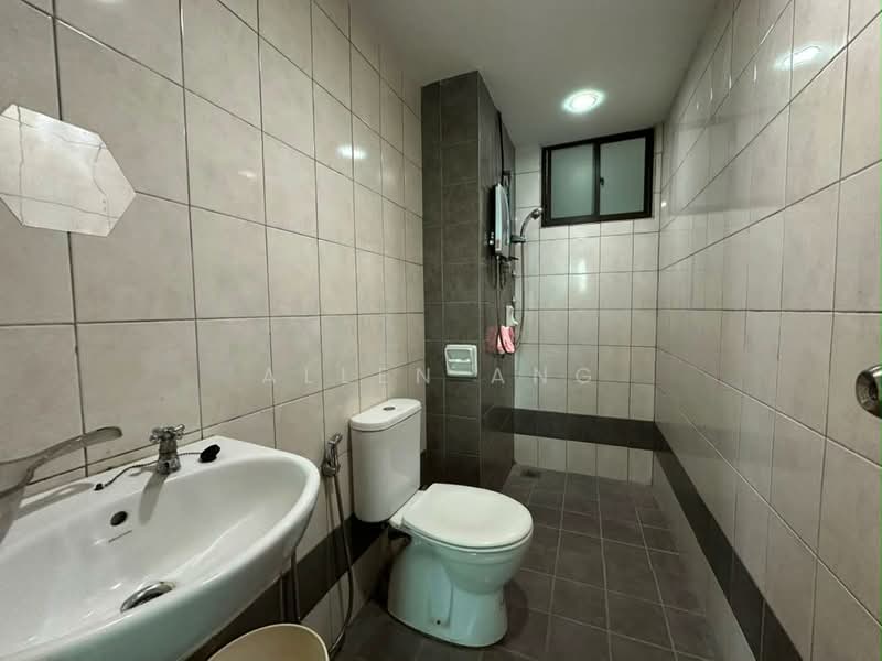 Kondominium untuk Disewa di Indah Alam (Subang Andaman) - Allen Ang - Bathroom - PropertyGuru.com.my