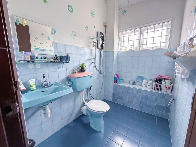 Rumah Berkembar untuk Dijual di SS14 (Subang Jaya) - Max Loh - Bathroom - PropertyGuru.com.my
