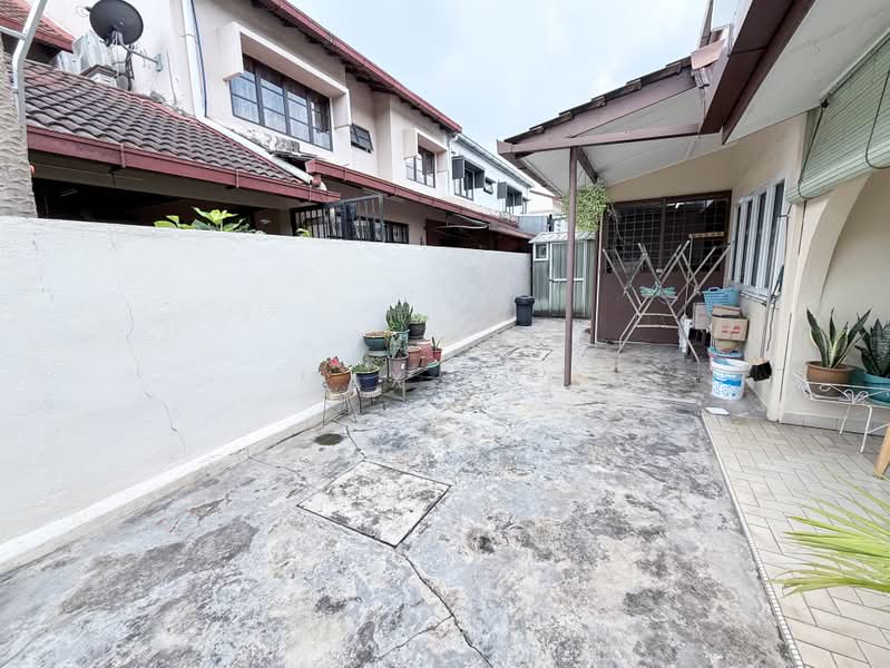 Rumah Berkembar untuk Dijual di SS14 (Subang Jaya) - Max Loh - Exterior - PropertyGuru.com.my