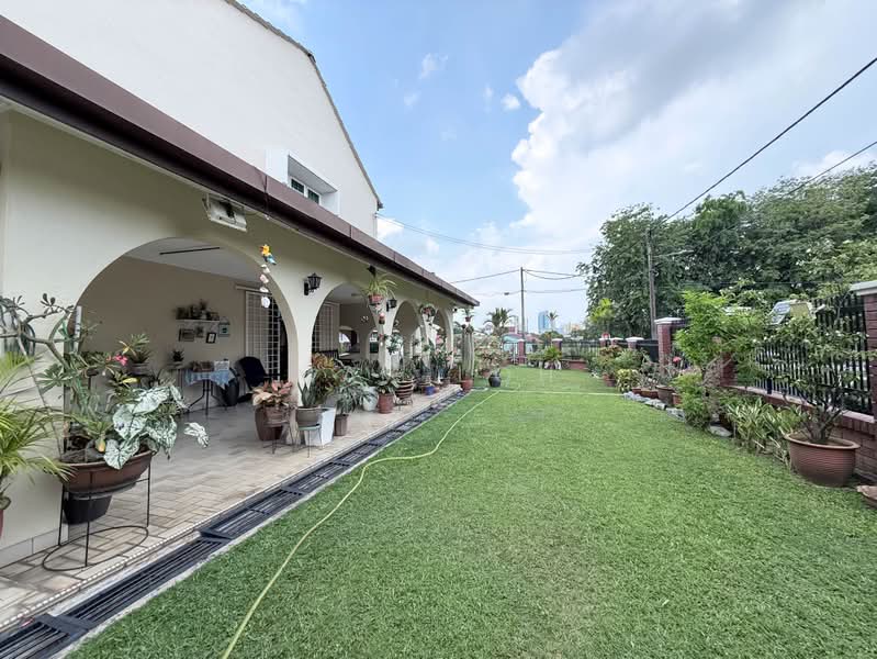 Rumah Berkembar untuk Dijual di SS14 (Subang Jaya) - Max Loh - Exterior - PropertyGuru.com.my