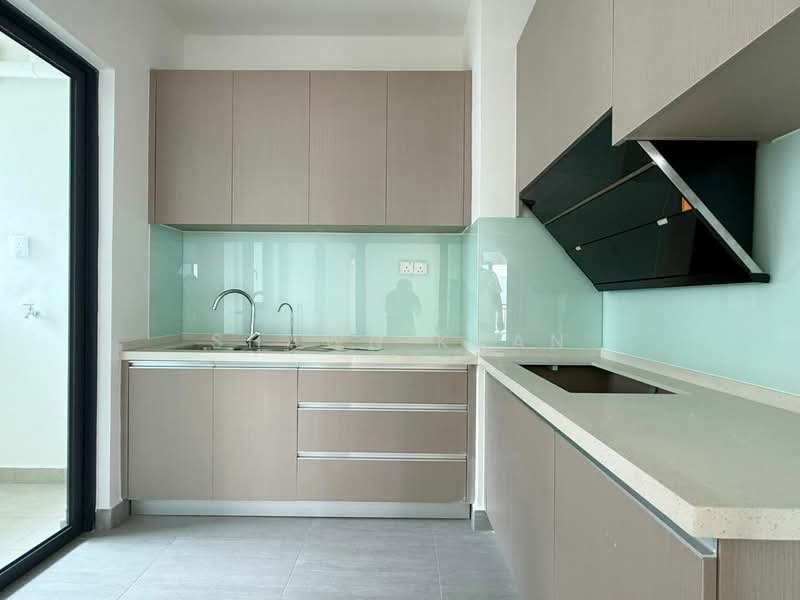 Servis Apartment untuk Dijual di Baron Residence @ Lake City - Shawn Kuan - Kitchen - PropertyGuru.com.my