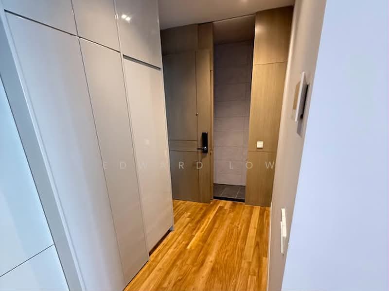 Kediaman Servis untuk Dijual di The Conlay - Edward Low - Corridor - PropertyGuru.com.my