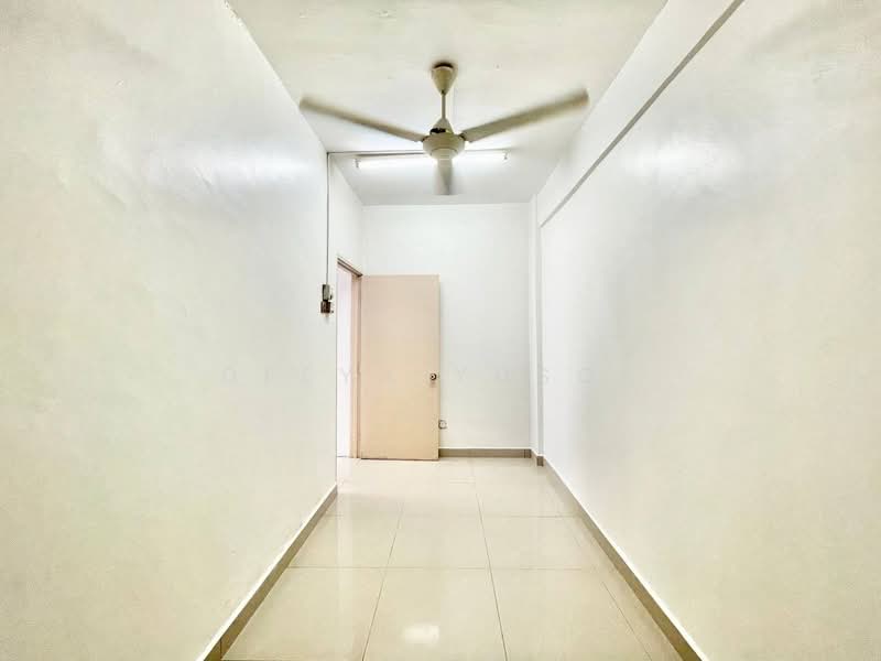 Pangsapuri untuk Dijual di Casmaria Apartment - Deeya Yusof - PropertyGuru.com.my