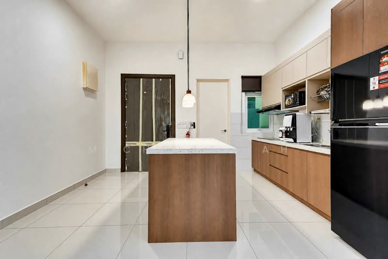 Kondominium untuk Disewa di Ferringhi Residence 2 - Michelle Mah - Kitchen - PropertyGuru.com.my