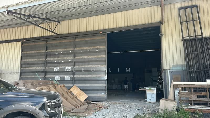 Gudang untuk Disewa di Kampung Mantin (Mantin) - Leo Lim - Exterior - PropertyGuru.com.my