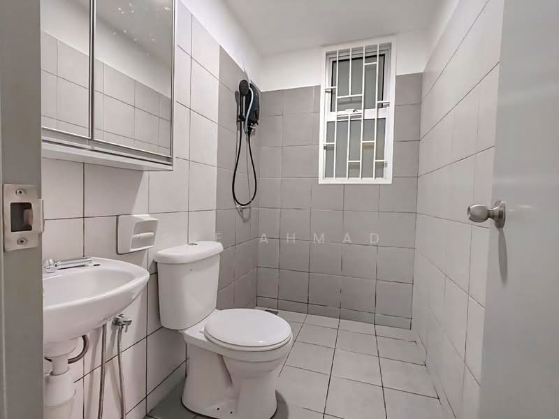 Service Residence for Sale at Residensi Nexus Kajang (PR1MA Kajang) - Sue Ahmad - Bathroom - PropertyGuru.com.my