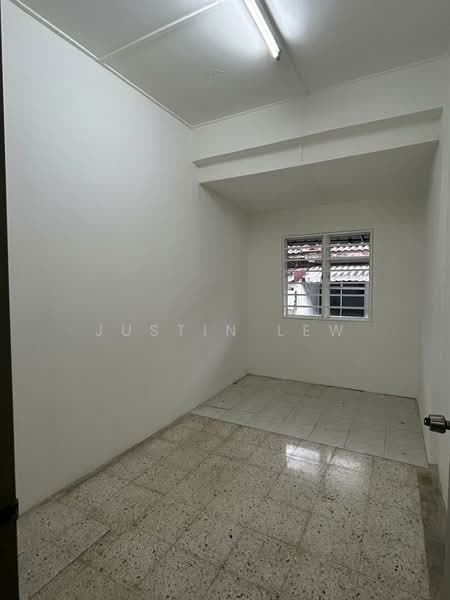 1-storey Terraced House for Sale in Taman Bukit Nuri Indah (Rasah) - Justin Lew - Interior - PropertyGuru.com.my