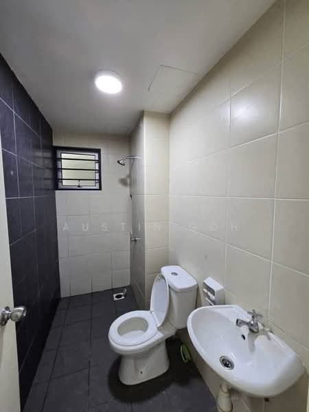 Pangsapuri untuk Dijual di Karisma @ Eco Majestic - Austin Goh - Bathroom - PropertyGuru.com.my