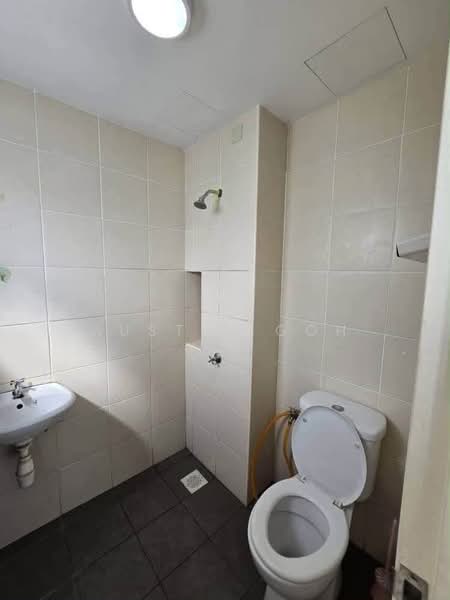 Pangsapuri untuk Dijual di Karisma @ Eco Majestic - Austin Goh - Bathroom - PropertyGuru.com.my