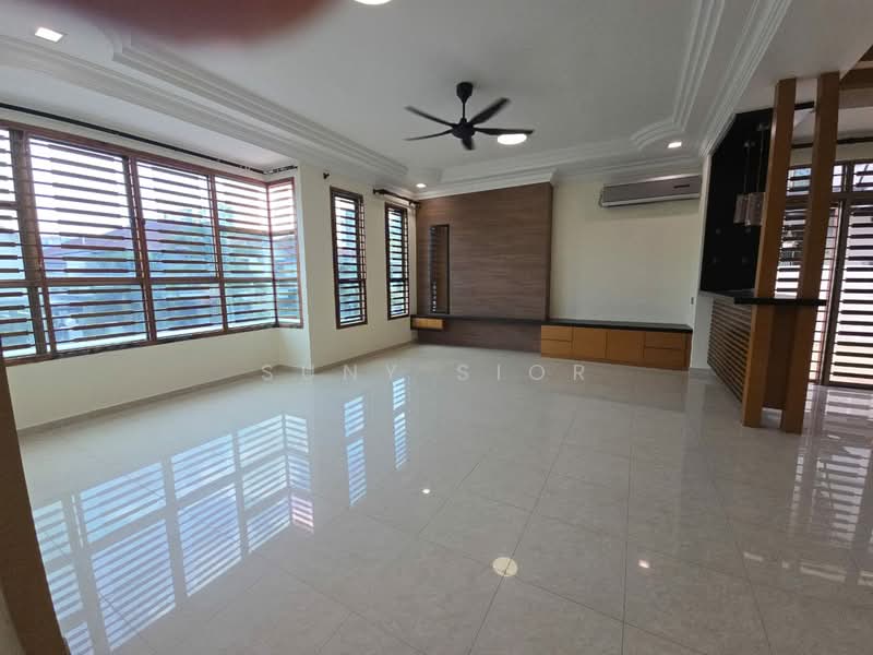 Banglo Pautan untuk Dijual di Austin Heights (Tebrau) - Suny Sior - Living Room - PropertyGuru.com.my