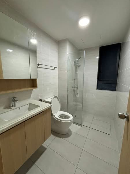 Kediaman Servis untuk Disewa di Aradia Residence @ Lake City KL North - Keith Mun - Bathroom - PropertyGuru.com.my