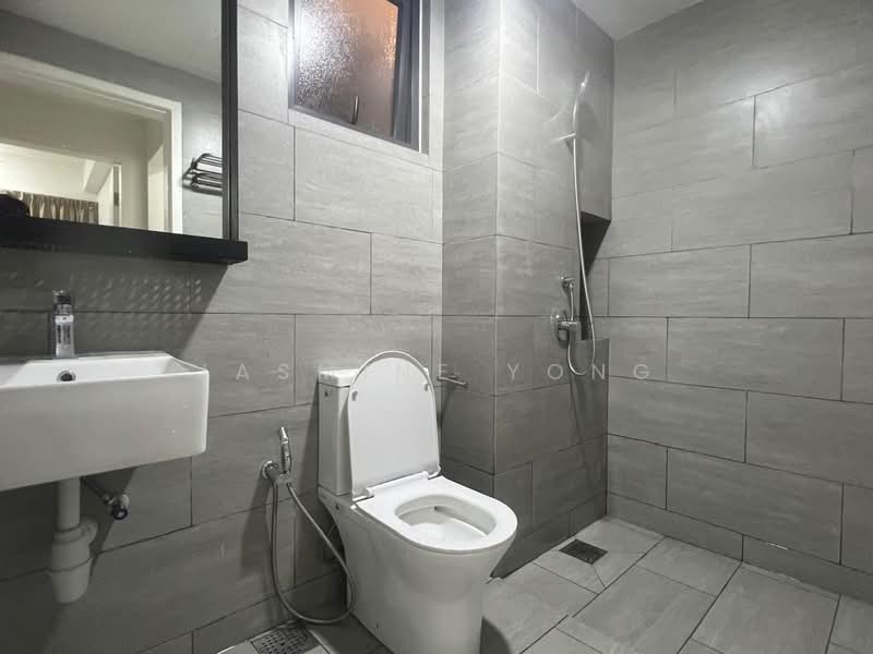 Kediaman Servis untuk Disewa di D'Ivo - Jasmine Yong - Bathroom - PropertyGuru.com.my