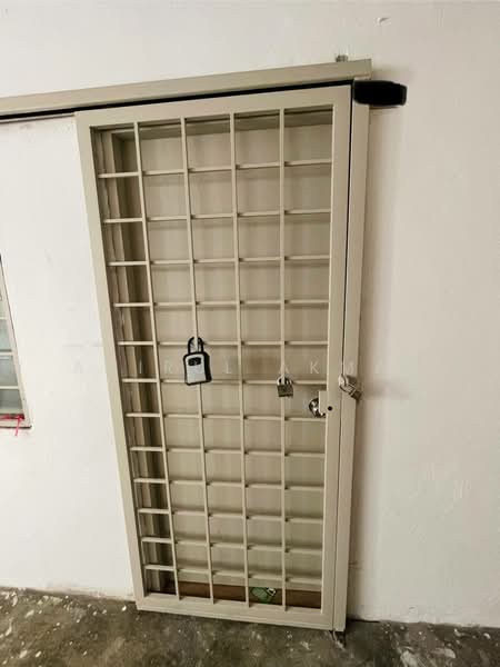 Pangsapuri untuk Dijual di Apartment Idaman - Amirul Akmal - Entrance - PropertyGuru.com.my