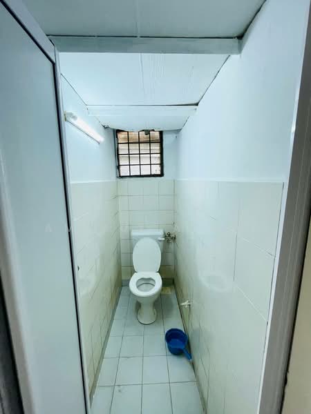 Pangsapuri untuk Dijual di Apartment Idaman - Amirul Akmal - Bathroom - PropertyGuru.com.my