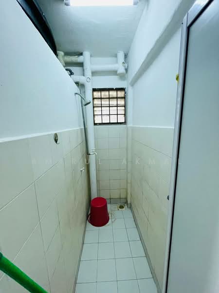 Pangsapuri untuk Dijual di Apartment Idaman - Amirul Akmal - Bathroom - PropertyGuru.com.my