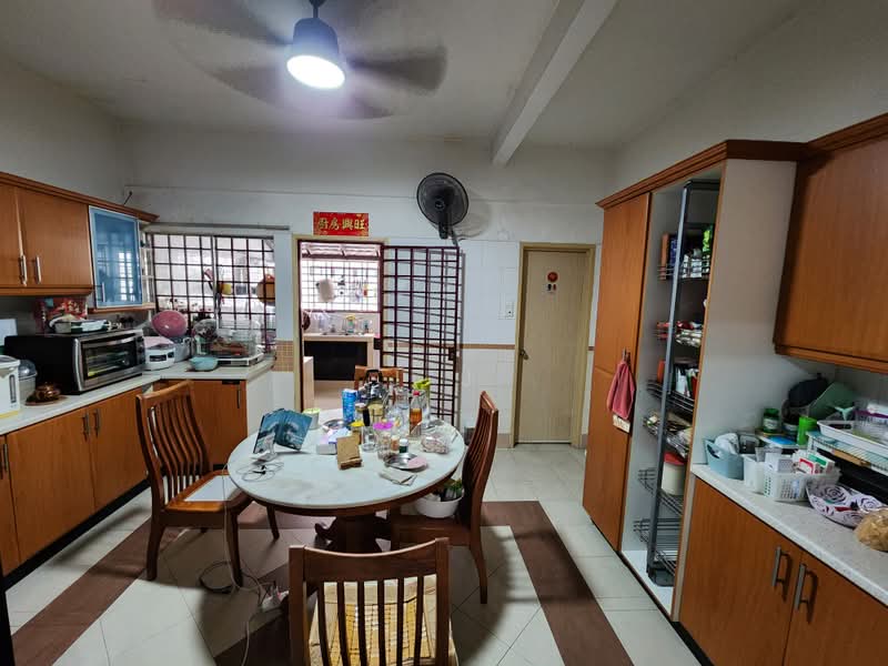 Rumah Teres untuk Dijual di Kota Kemuning (Shah Alam) - J J - Kitchen - PropertyGuru.com.my
