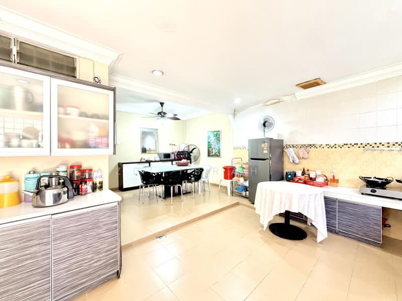 Rumah Teres 2-Tingkat untuk Dijual di Taman Putra Perdana (Puchong) - Azli Ibrahim - Kitchen - PropertyGuru.com.my