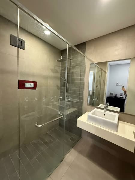 Condominium for Rent at Vivo Residential Suites - Cassie Lian - Bathroom - PropertyGuru.com.my
