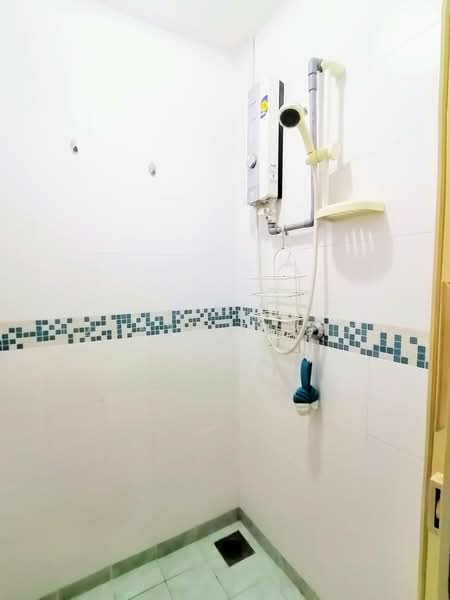 Condominium for Sale at Seri Maya Condominium - Izzaza Izzati - Bathroom - PropertyGuru.com.my