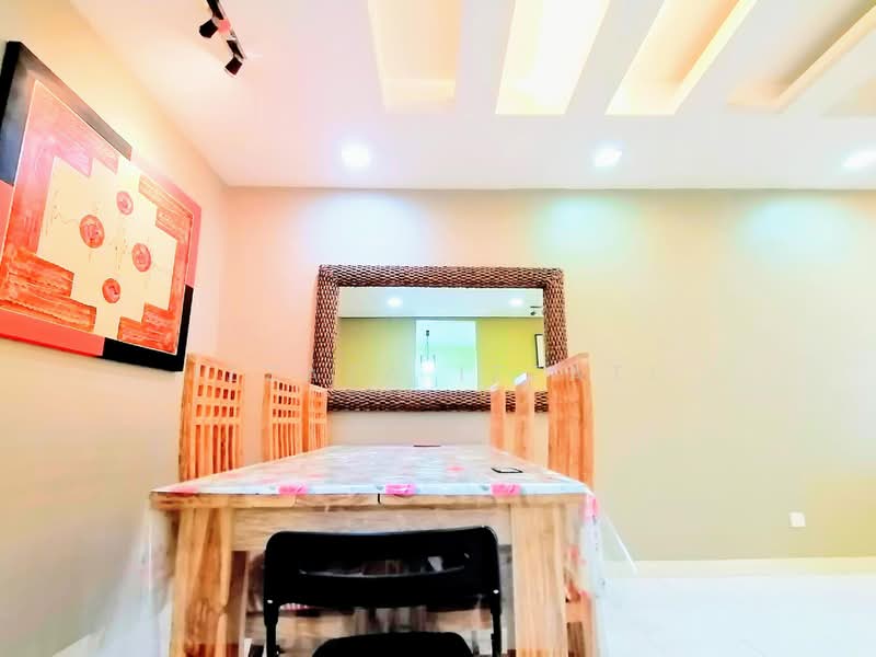 Condominium for Sale at Seri Maya Condominium - Izzaza Izzati - Dining Room - PropertyGuru.com.my