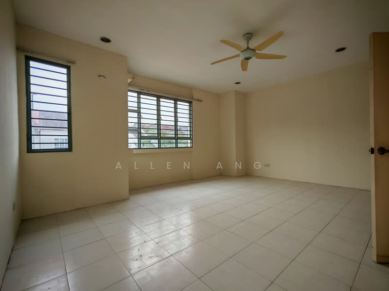 2-storey Terraced House for Rent in Bandar Nusa Rhu (Shah Alam) - Allen Ang - Interior - PropertyGuru.com.my