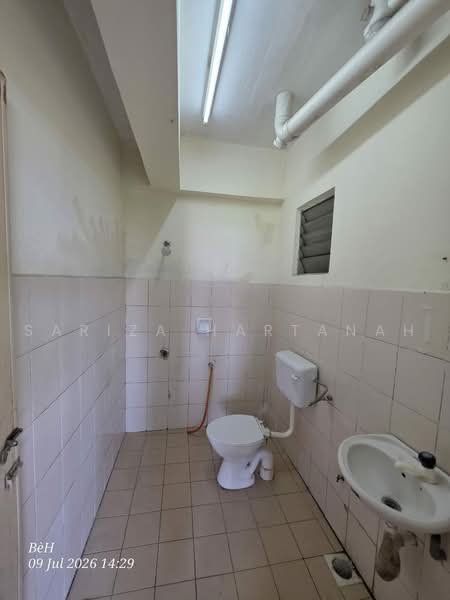 Apartment for Sale at Meru Courts - Sariza Hartanah - Bathroom - PropertyGuru.com.my