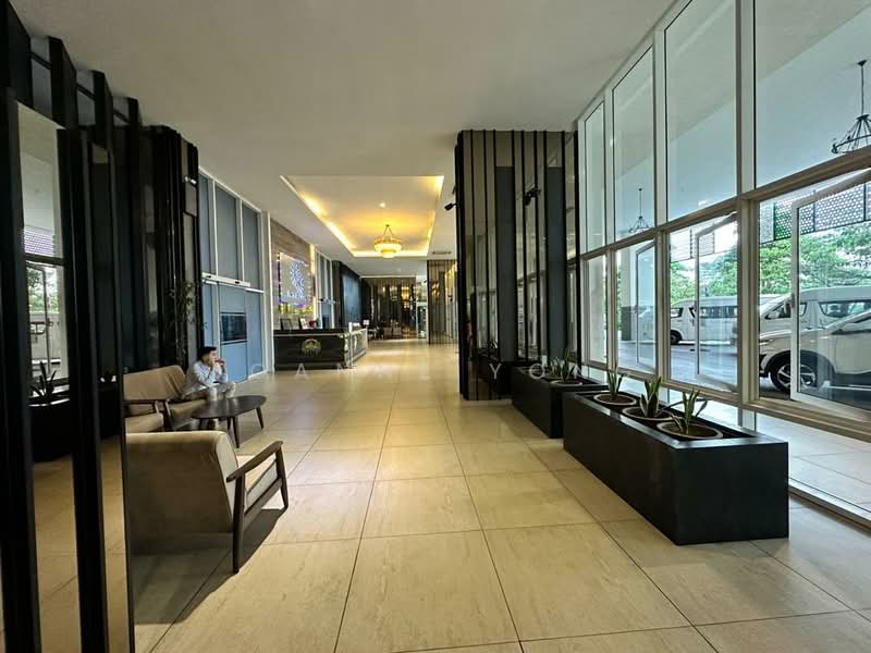 Kediaman Servis untuk Dijual di Twin Galaxy (Dwi Galaksi) - JOANNE YONG - Lobby - PropertyGuru.com.my