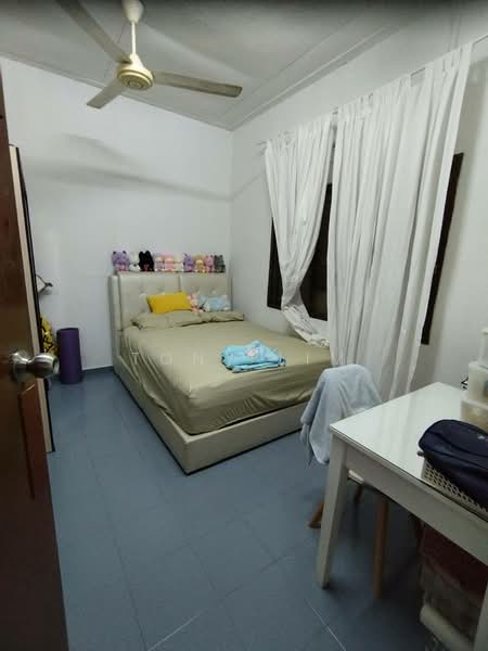 1-storey Terraced House for Rent in Taman Century (Johor Bahru) - Tony Lim - Bedroom - PropertyGuru.com.my