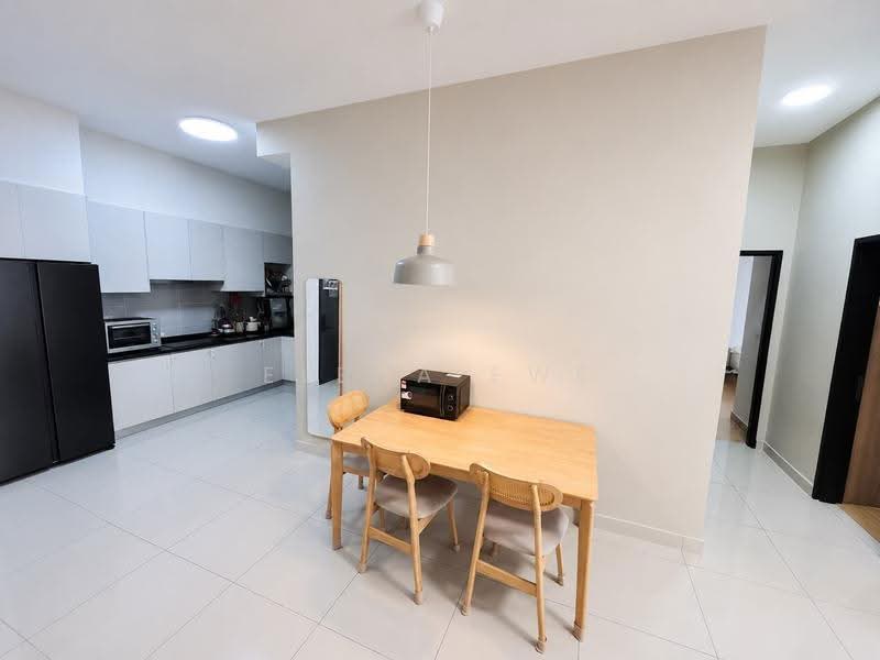 Kediaman Servis untuk Dijual di Twin Tower Residence - Elena Ewe - PropertyGuru.com.my