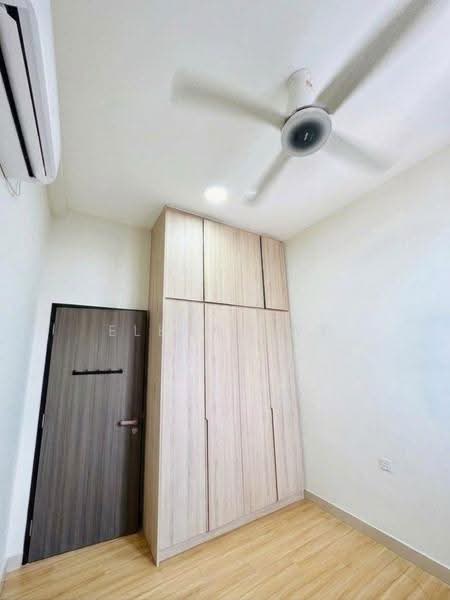 Kediaman Servis untuk Dijual di Twin Tower Residence - Elena Ewe - PropertyGuru.com.my