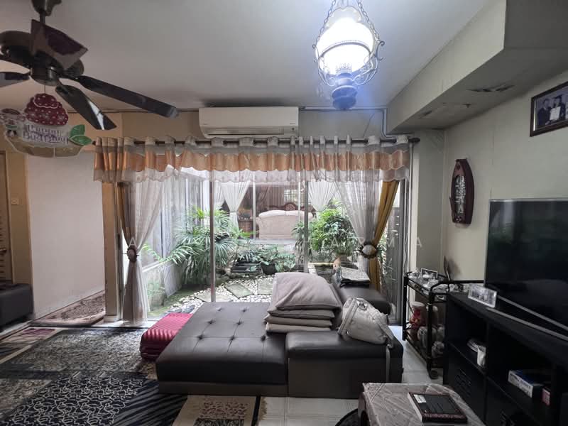 2.5-storey Terraced House for Sale in Wangsa Baiduri (Subang Jaya) - Anita Sharma - PropertyGuru.com.my