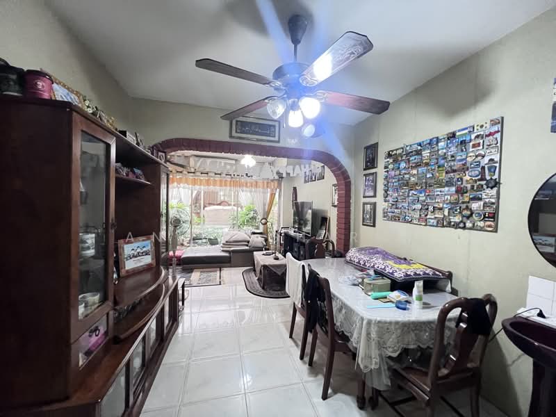 2.5-storey Terraced House for Sale in Wangsa Baiduri (Subang Jaya) - Anita Sharma - PropertyGuru.com.my