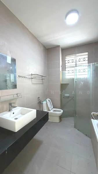 Semi-Detached House for Rent in Senibong (Permas Jaya) - Christina Ang - Bathroom - PropertyGuru.com.my