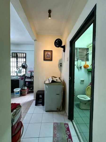 Apartment for Sale at Sri Awana Townhouse - Daniel Yong - Corridor - PropertyGuru.com.my