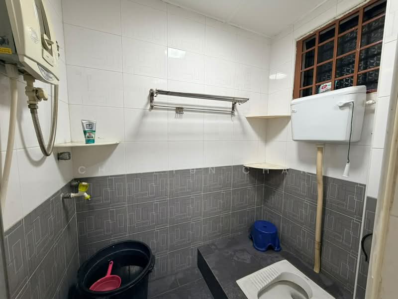 2-storey Terraced House for Rent in Skudai (Johor) - Chew Yun Chan - Bathroom - PropertyGuru.com.my