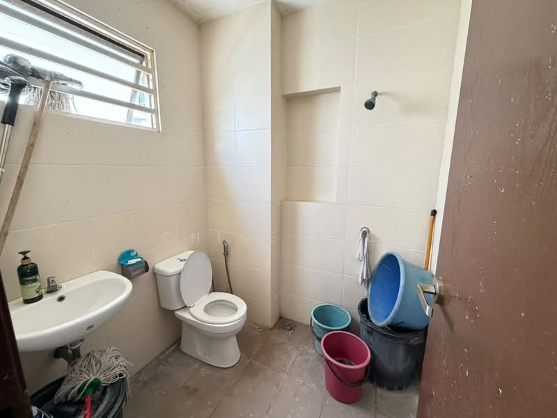 3-storey Terraced House for Sale in Butterworth (Penang) - Chloe Ang - Bathroom - PropertyGuru.com.my