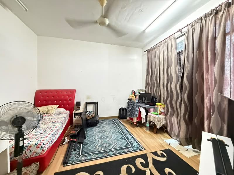 3-storey Terraced House for Sale in Butterworth (Penang) - Chloe Ang - Bedroom - PropertyGuru.com.my