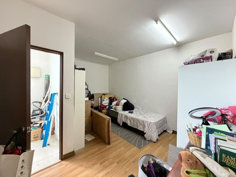 3-storey Terraced House for Sale in Butterworth (Penang) - Chloe Ang - Bedroom - PropertyGuru.com.my