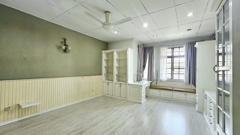 Rumah Teres 2 Tingkat untuk Disewa di Bukit Jelutong (Shah Alam) - Ling Ling - Interior - PropertyGuru.com.my