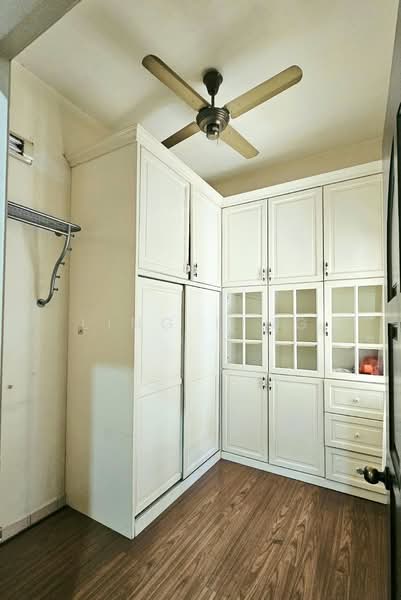 Rumah Teres 2 Tingkat untuk Disewa di Bukit Jelutong (Shah Alam) - Ling Ling - Interior - PropertyGuru.com.my
