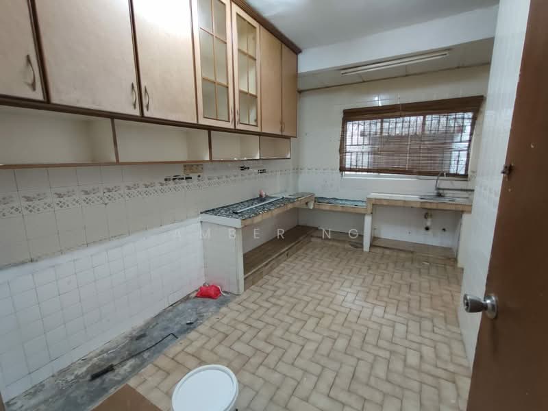 Rumah Teres 2-Tingkat untuk Dijual di Taman Sri Rampai (Wangsa Maju) - Amber Ng - Kitchen - PropertyGuru.com.my