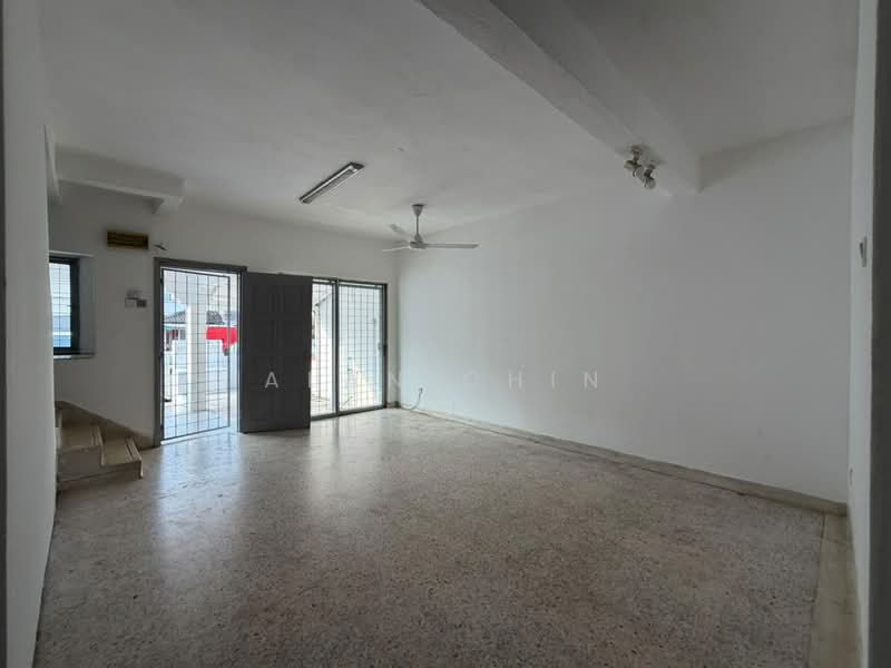 2-storey Terraced House for Rent in Wangsa Maju (Kuala Lumpur) - Alan Chin - Living Room - PropertyGuru.com.my
