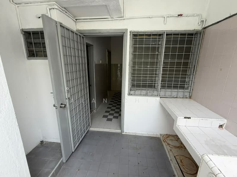 2-storey Terraced House for Rent in Wangsa Maju (Kuala Lumpur) - Alan Chin - Entrance - PropertyGuru.com.my