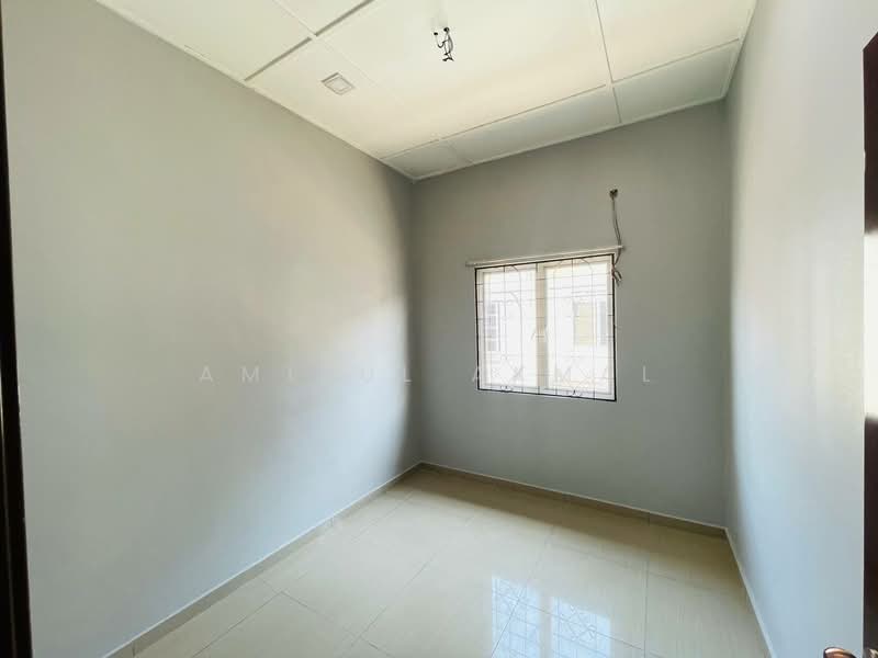 Rumah Teres 2 Tingkat untuk Dijual di Taman Puchong Intan (Puchong) - Amirul Akmal - PropertyGuru.com.my