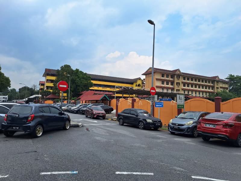 Pangsapuri untuk Dijual di Menara Merak Kayangan - Azli Ibrahim - Exterior - PropertyGuru.com.my