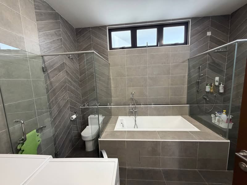 Semi-Detached House for Sale in Iskandar Puteri (Nusajaya) (Johor) - Kym Kee - Bathroom - PropertyGuru.com.my