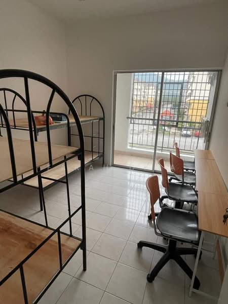 Pangsapuri untuk Disewa di Resak Apartment - Farah Dina - Bedroom - PropertyGuru.com.my