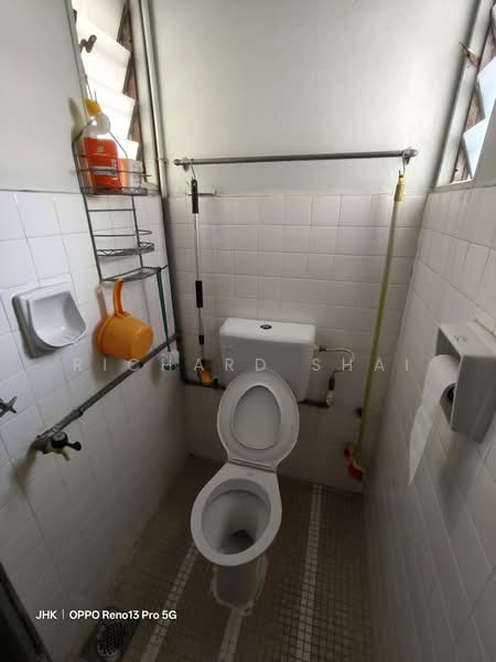 Rumah Teres 2 Tingkat untuk Disewa di Bandar Baru Permas Jaya (Permas Jaya) - Richard Shai - Bathroom - PropertyGuru.com.my