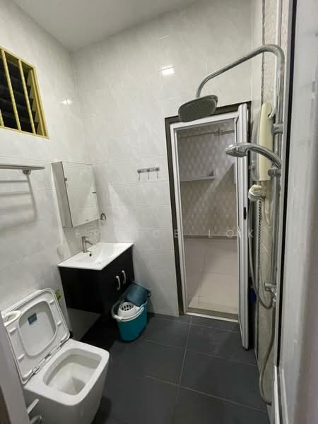 2-storey Terraced House for Rent in Seremban (Negeri Sembilan) - Terence Lok - Bathroom - PropertyGuru.com.my