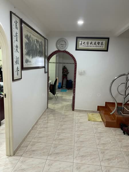 Rumah Teres 2 Tingkat untuk Dijual di Taman Lumba Kuda (Ayer Itam) - Agnes Khoo - Corridor - PropertyGuru.com.my